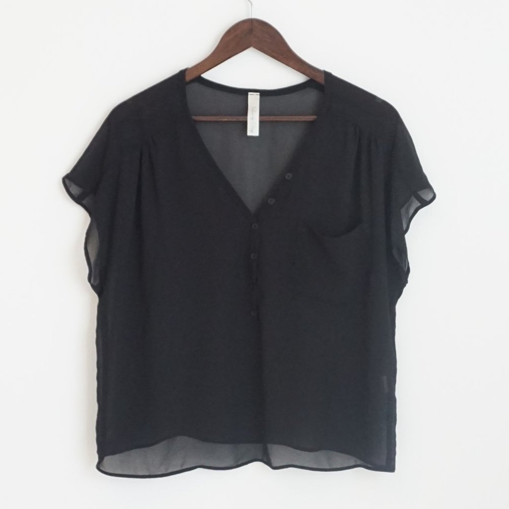 Back Sheer Boxy V-Neck Top Small